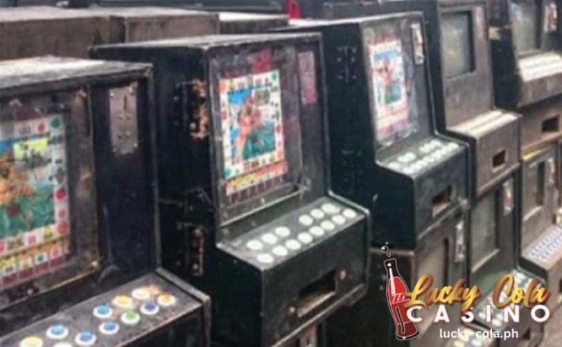 Ipinapakita sa larawang ito na halos kinakalawang at nabubulok na ang mga slot machines dahil mas patok na ngayon ang paglalaro sa mga Video Slot na malalaro sa mga mobile app.